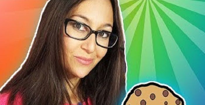 CookieSwirlC Bio Bio, Early Life, Career, Net Worth and Salary
