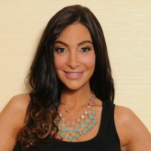 Courtney Mazza Bio, Early Life, Career, Net Worth and Salary