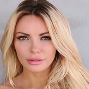 Crystal Hefner Bio, Early Life, Career, Net Worth and Salary