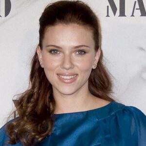 Scarlett Johansson Bio, Early Life, Career, Net Worth and Salary